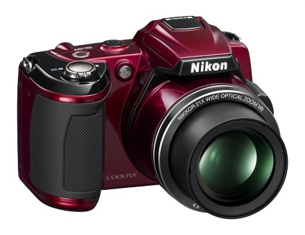 Digitální kompakt Nikon Coolpix L120 červený