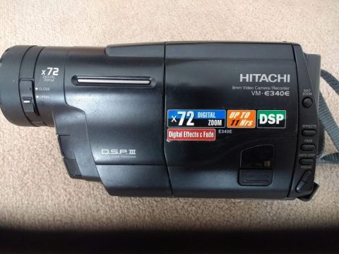 Hitachi 8mm Video Camera/ Recorder VM-E340E